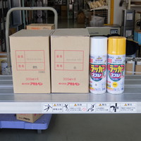 特価品_ラッカースプレー（白6本/黄色6本）